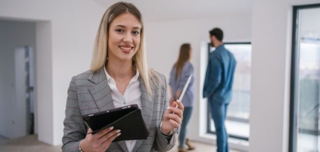 Buyers Agent vs a Sellers Agent Buyer's Agent vs. a Seller's Agent