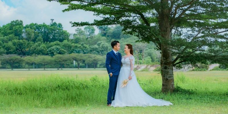 Capture Candid Moments at Events